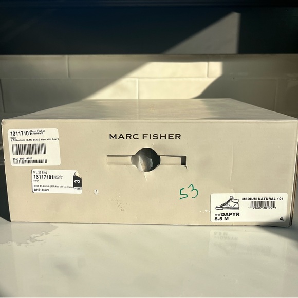 Marc Fisher Dapyr Women’s 8.5 Natural Tan Faux Suede Shearling Hi Top Sneaker - Picture 13 of 13